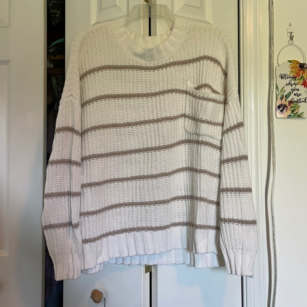 American eagle sweater